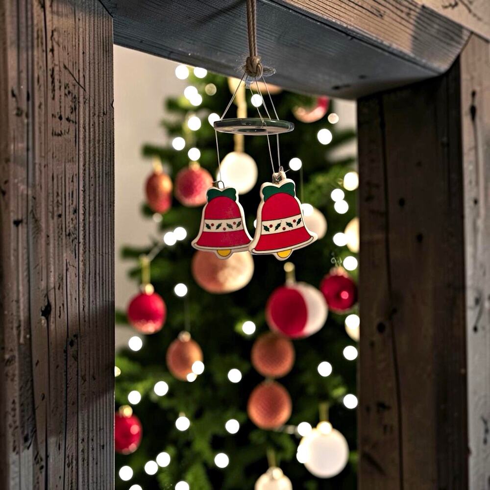 Vintage Russ Christmas Bell Wind Chime Ceramic Hanging Indoor Original Box 3985